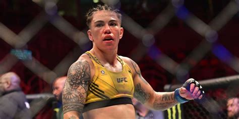 ufc wardrobe malfunction|Jessica Andrade reveals she ‘lost focus’ because her。